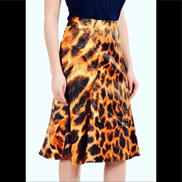 New Robert Cavalli Skirt - Picture 2 of 12
